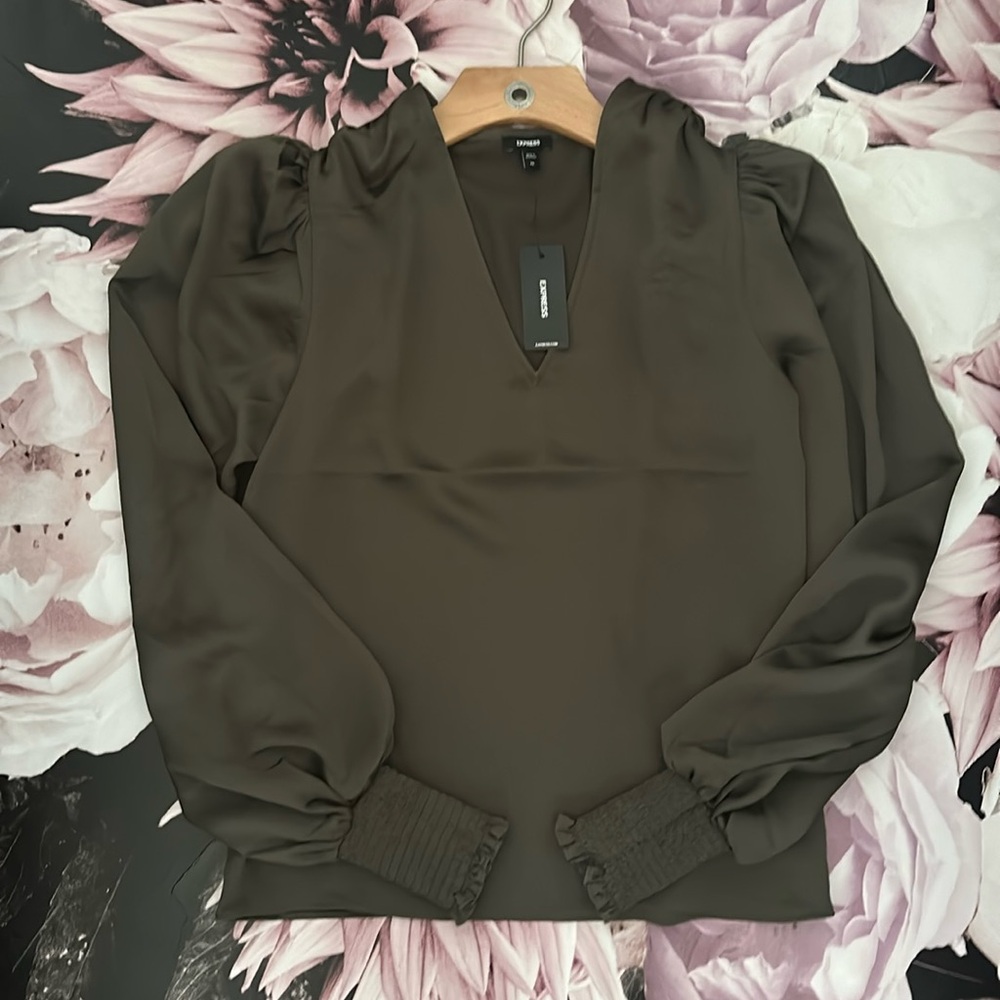Women’s Blouse